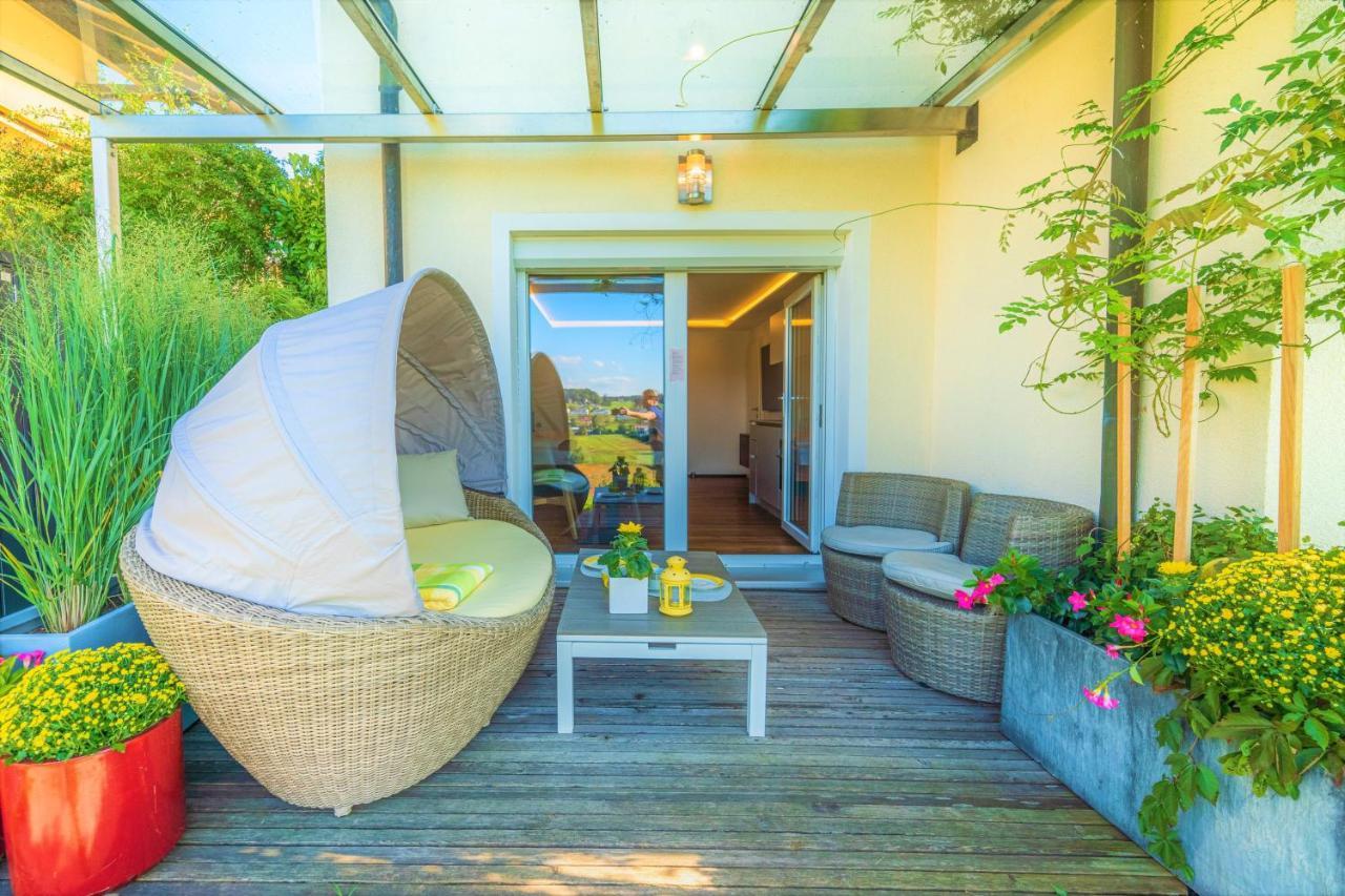 Apartamento Haus Am Weinberg II Seekirchen am Wallersee Exterior foto