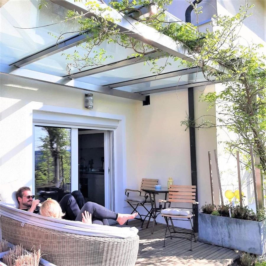 Apartamento Haus Am Weinberg II Seekirchen am Wallersee Exterior foto