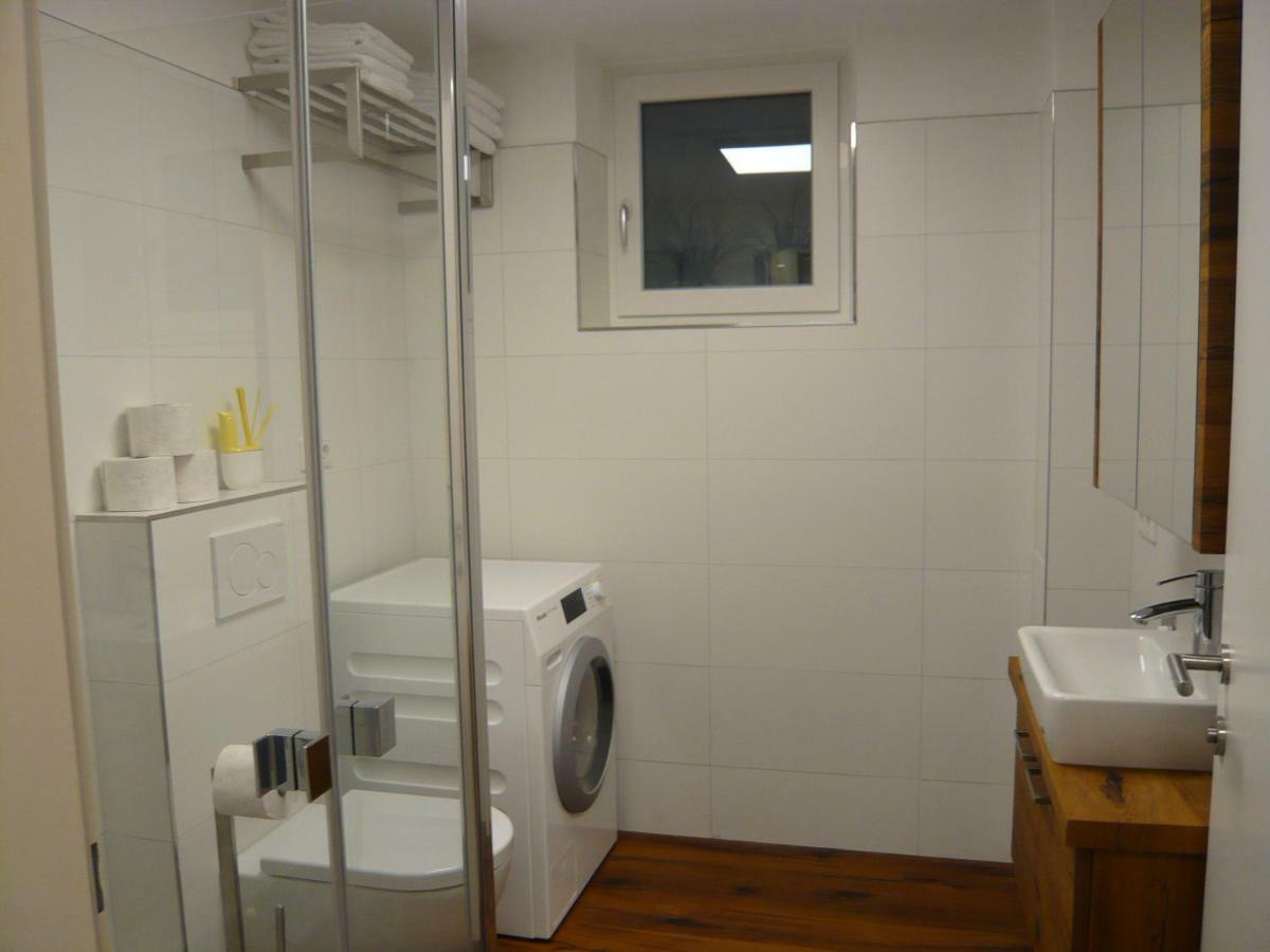 Apartamento Haus Am Weinberg II Seekirchen am Wallersee Exterior foto