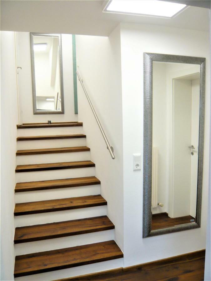 Apartamento Haus Am Weinberg II Seekirchen am Wallersee Exterior foto